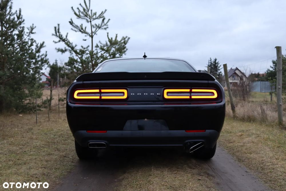 Dodge Challenger 3.6 GT AWD - 9