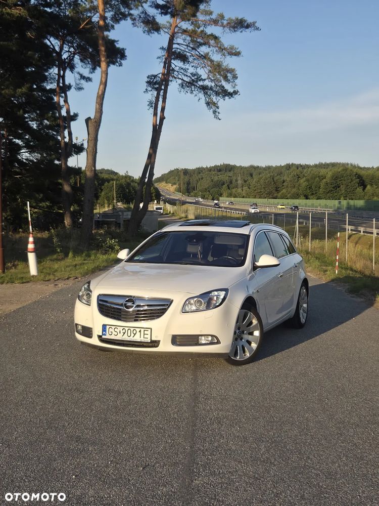 Opel Insignia - 1