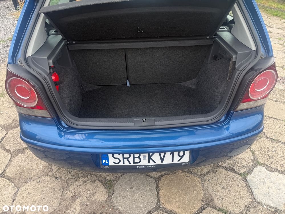Volkswagen Polo 1.2 Tour - 18