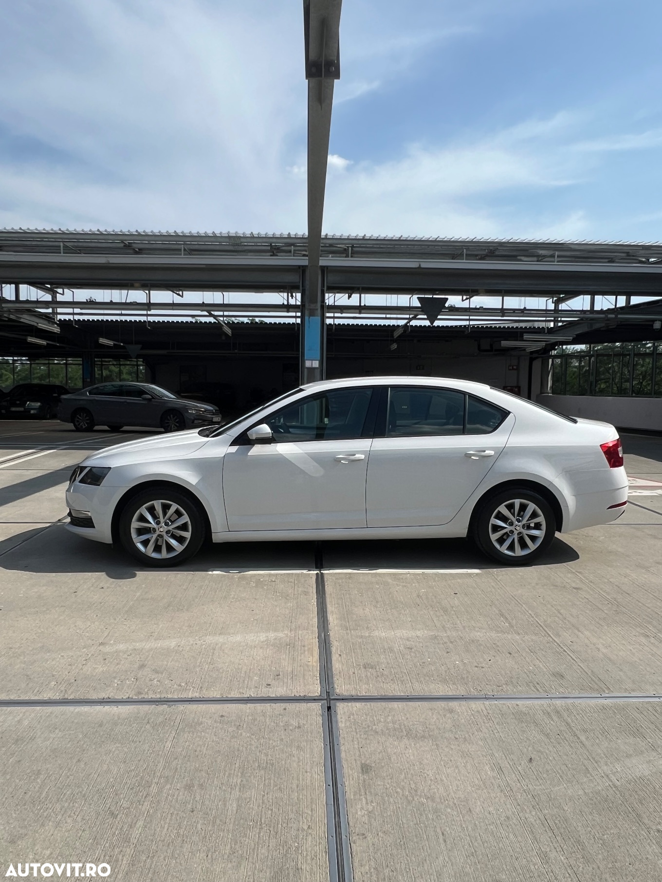 Skoda Octavia 1.6 TDI Ambition - 2