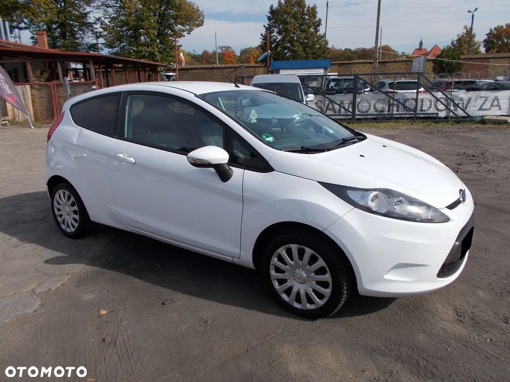 Ford Fiesta 1.25 Trend Edition - 2