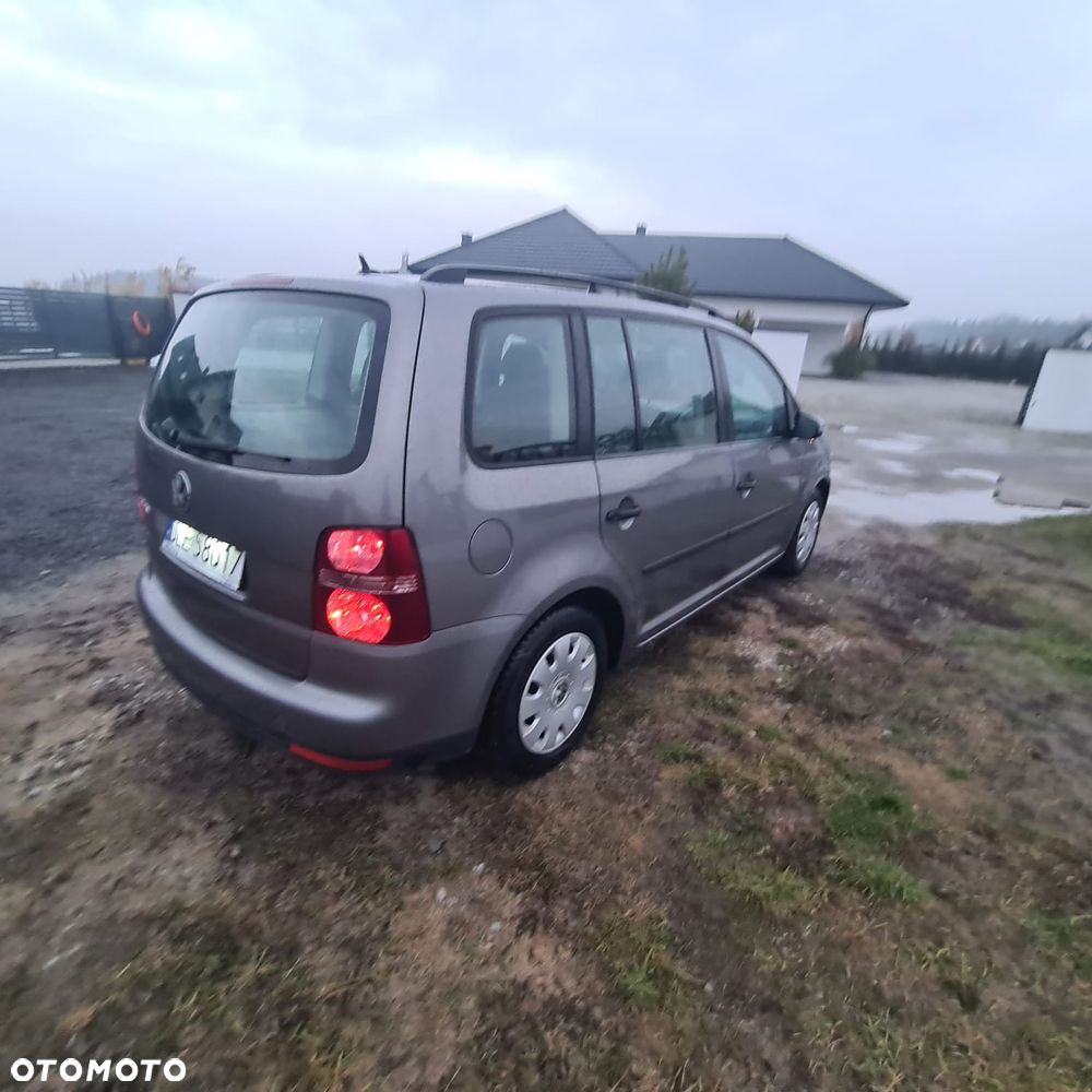 Volkswagen Touran 1.6 Freestyle - 8