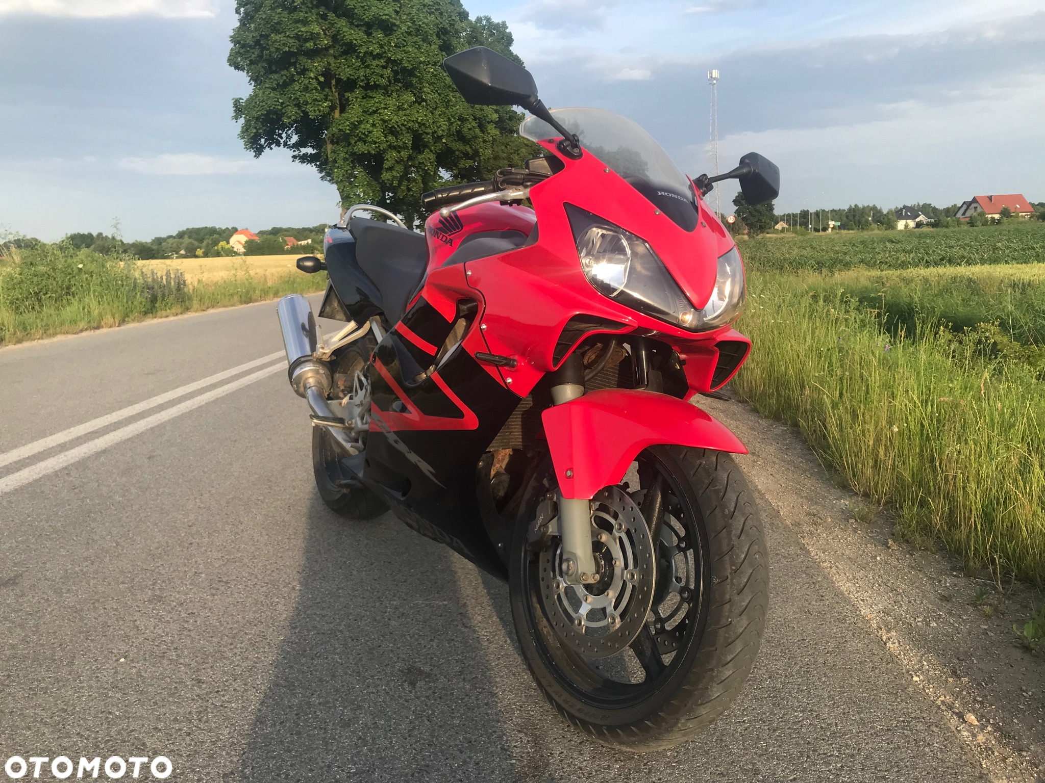 Honda CBR - 15