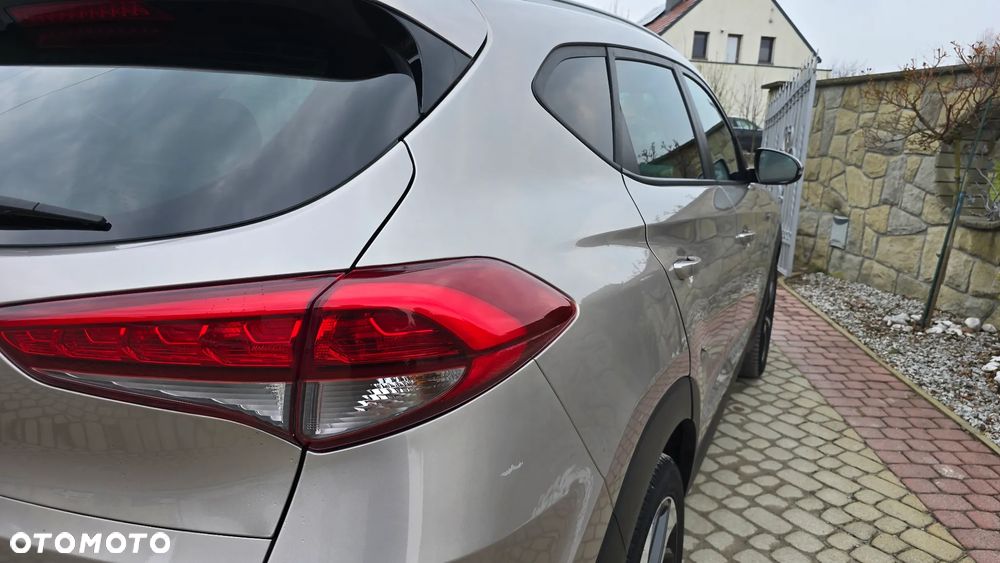 Hyundai Tucson 1.6 GDi 2WD Select - 22