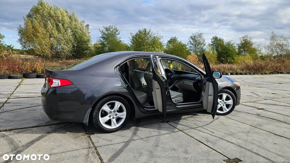 Honda Accord 2.2i-DTEC 180 Executive - 2