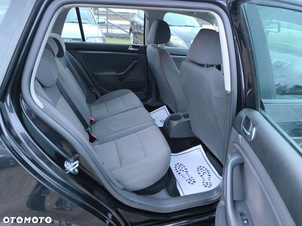 Volkswagen Golf 1.6 Tour - 12