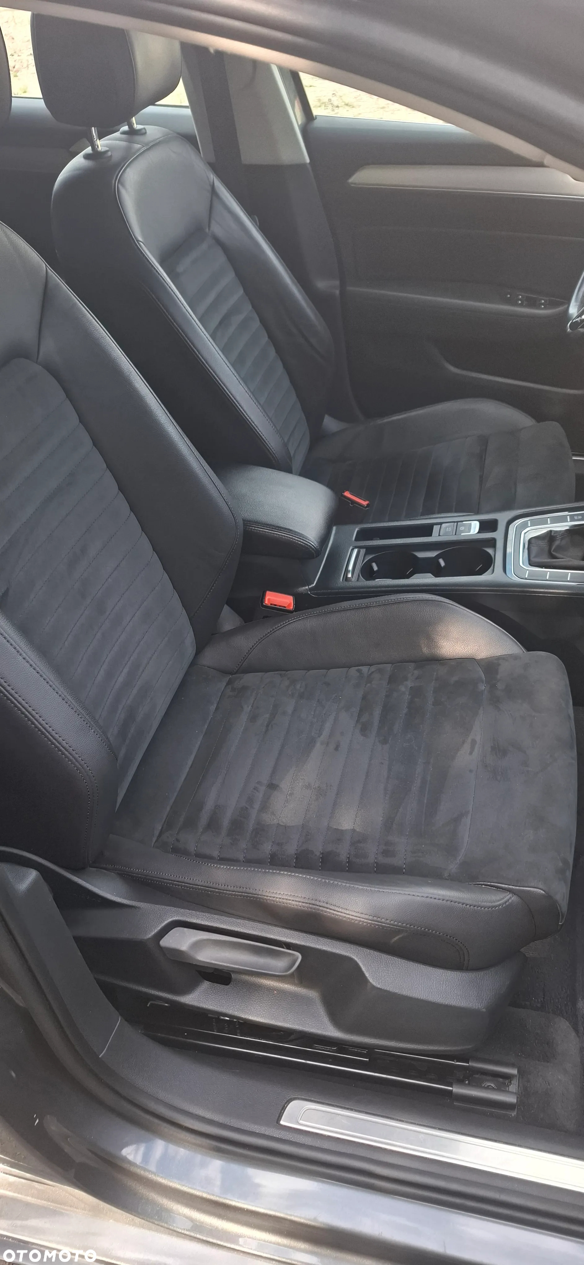Volkswagen Passat 2.0 TDI BMT Highline DSG - 13
