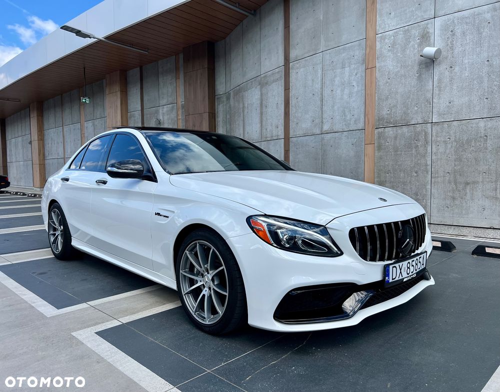 Mercedes-Benz Klasa C AMG 63 AMG Speedshift 7G-MCT - 12