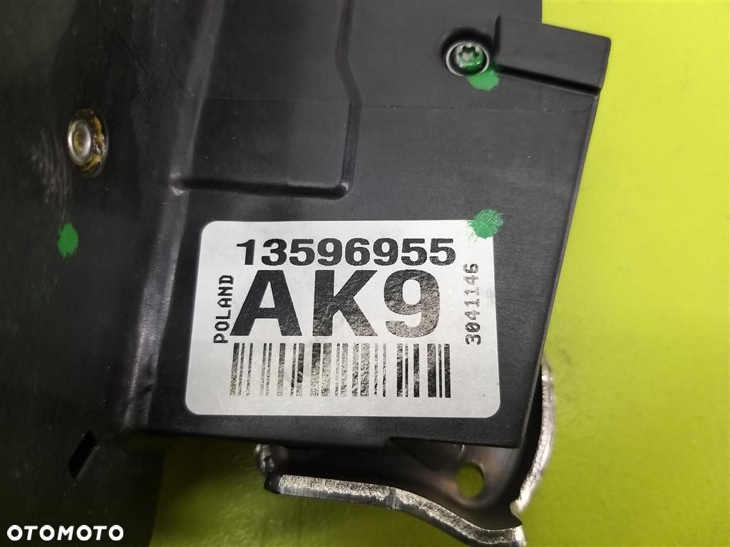 Zamek drzwi tył lewy Opel Astra V K 2015-2019 13596955 NOWY ORYGINAŁ GM AK9 - 5