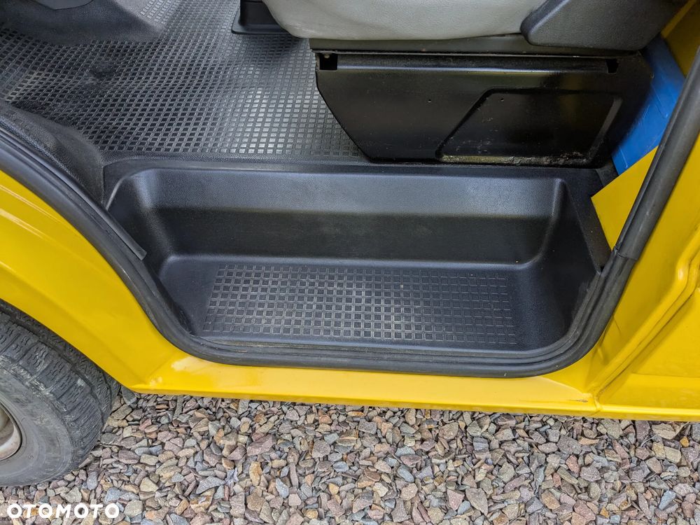 Volkswagen Transporter T4 - 27