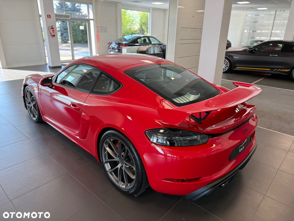 Porsche 718 Cayman - 7