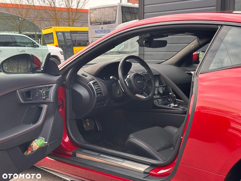 Jaguar F-Type P450 AWD R-Dynamic - 8