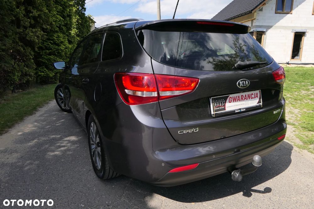 Kia Ceed 1.6 GDI L - 7