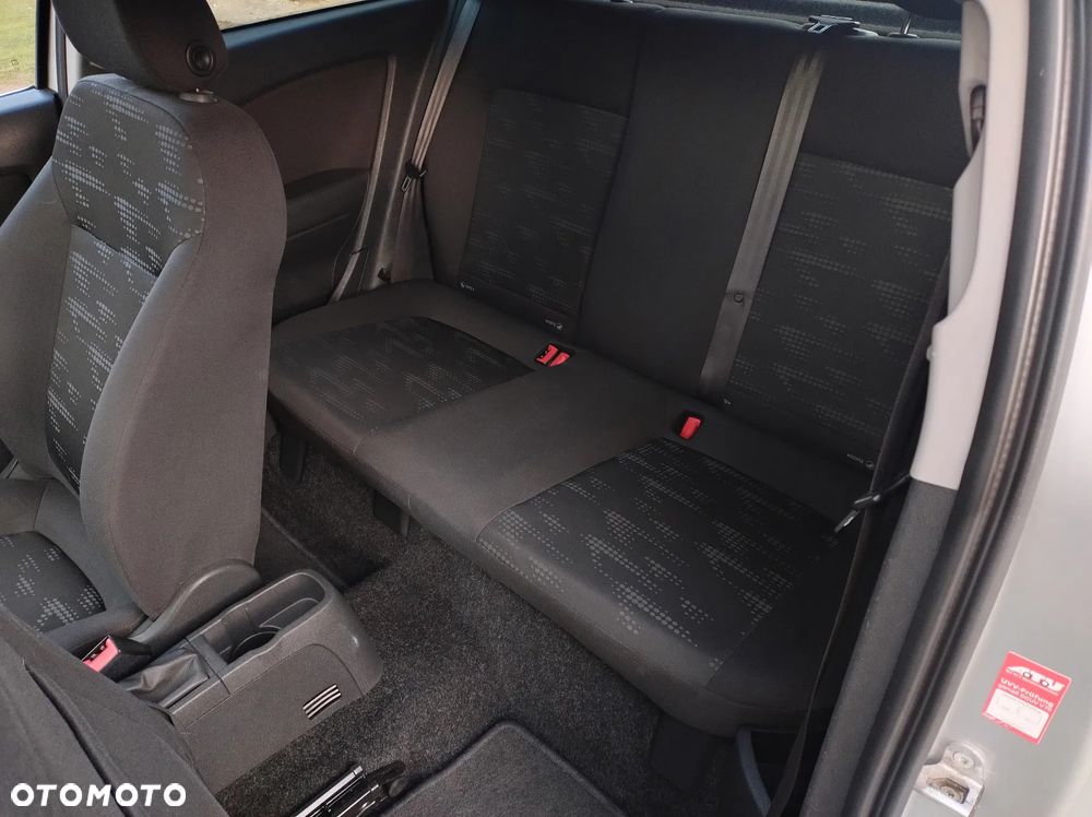 Opel Corsa 1.2 16V Color Edition - 16