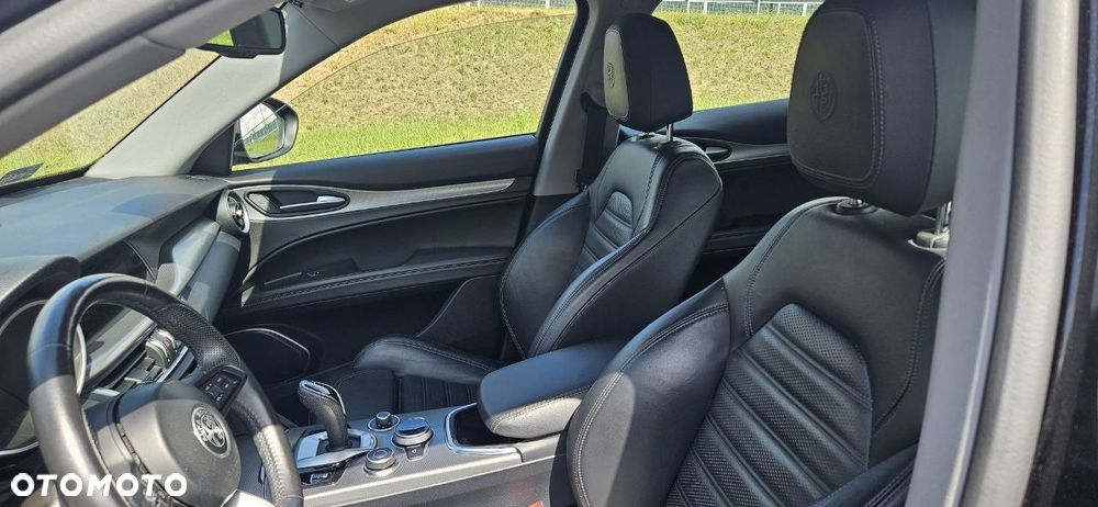 Alfa Romeo Stelvio 2.0 Turbo Veloce Q4 - 21