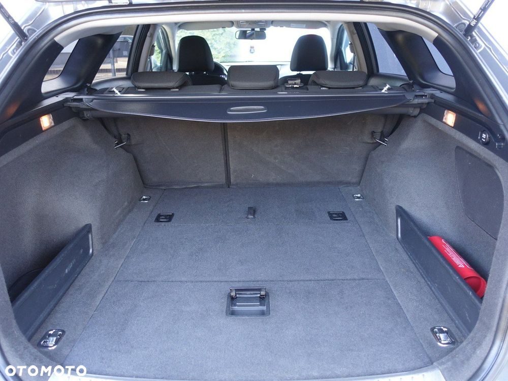 Hyundai i40 Kombi 1.7 CRDi Style - 17