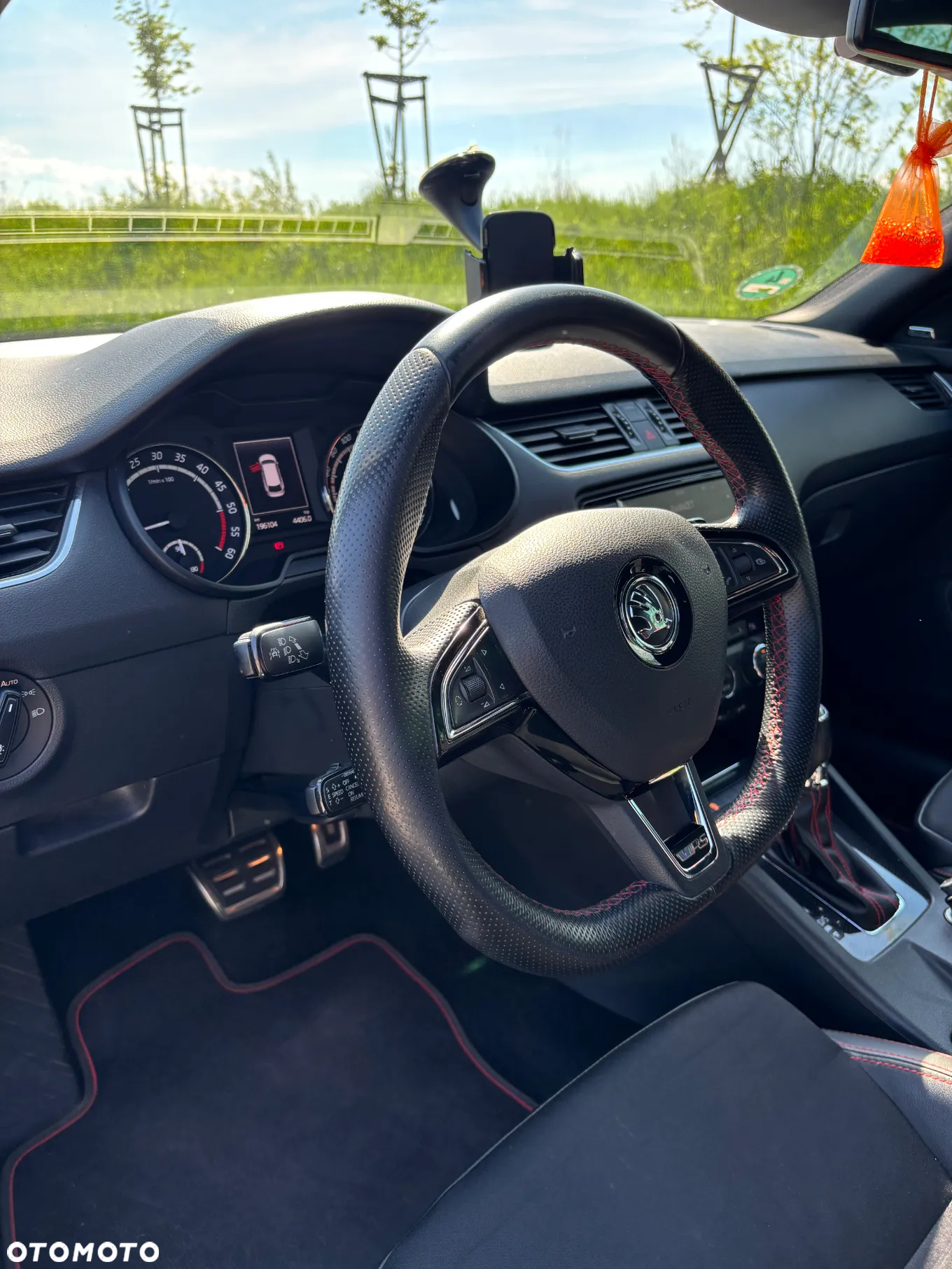 Skoda Octavia 2.0 TDI RS DSG - 9