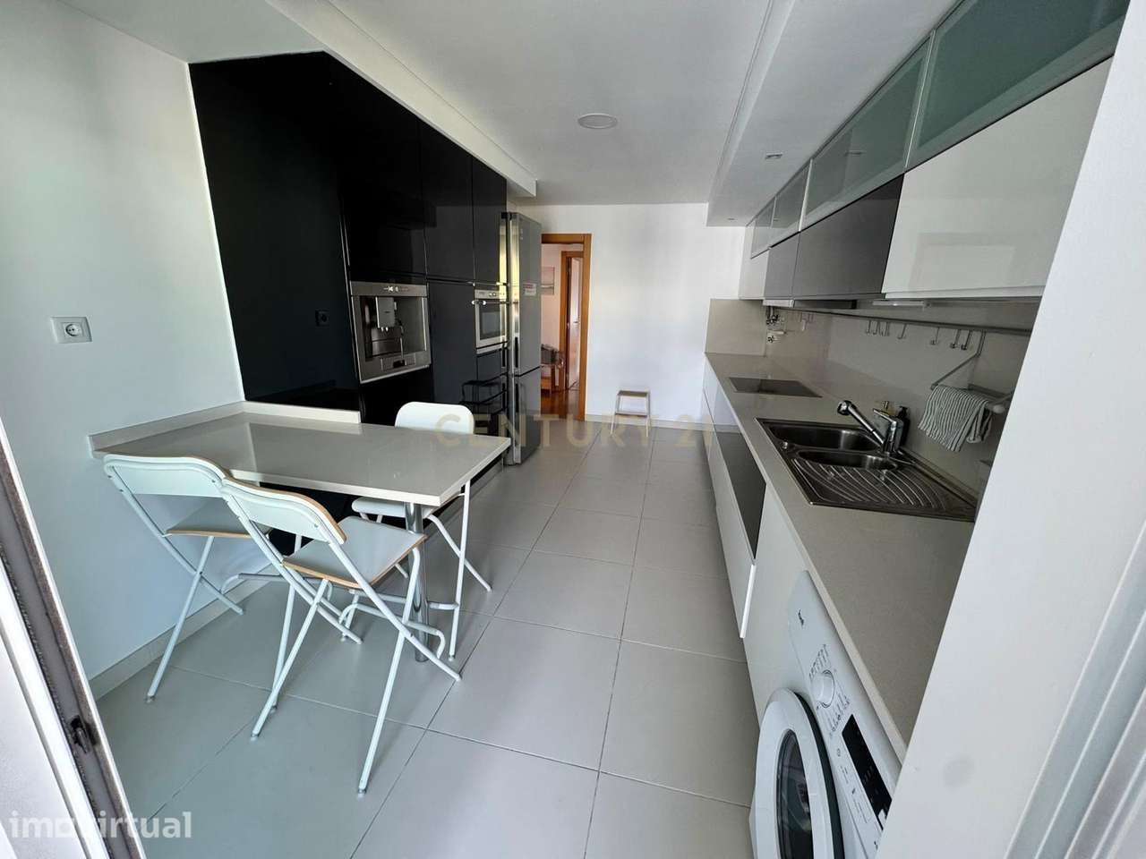 Arrendamento Luxuoso Apartamento T3 em Montijo com Vista Desafogada e - Grande imagem: 3/19