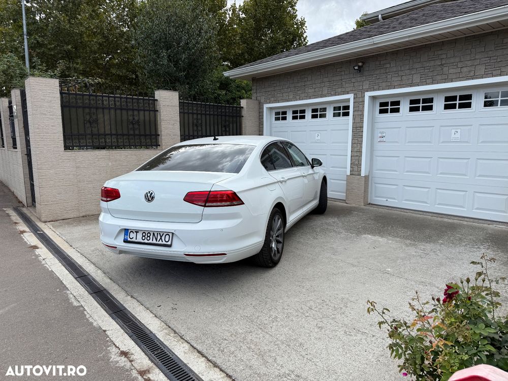 Volkswagen Passat 2.0 TDI (BlueMotion Technology) DSG Trendline - 8