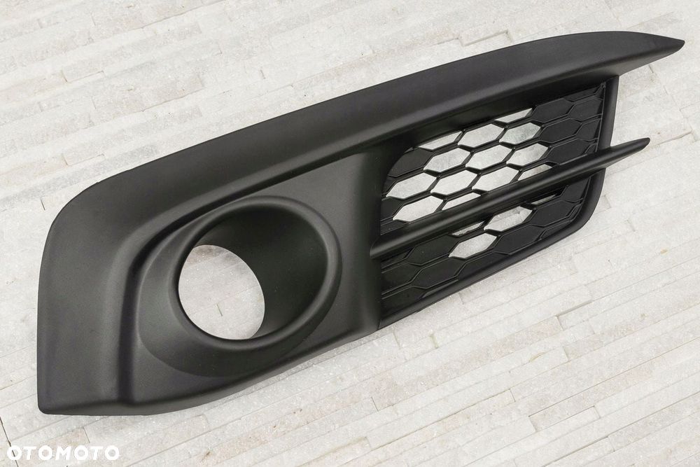 honda civic x 16-19 sedan kratka zaślepka halogenu przód prawa 71103tb - 6