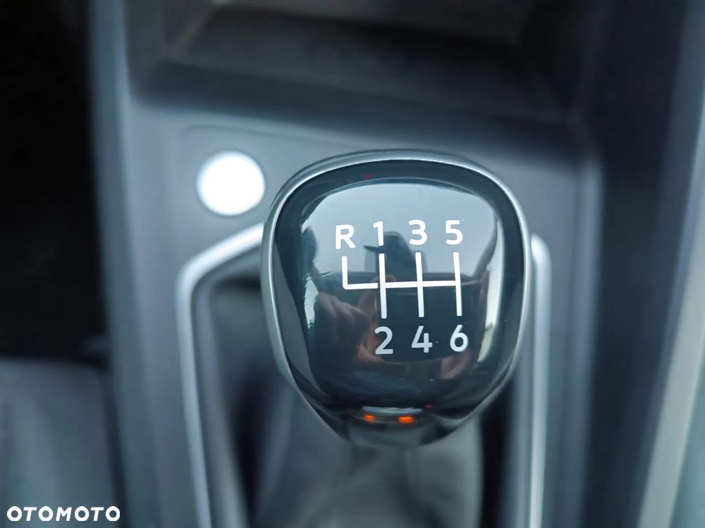 Volkswagen Golf VIII 1.5 TSI EVO Life - 30