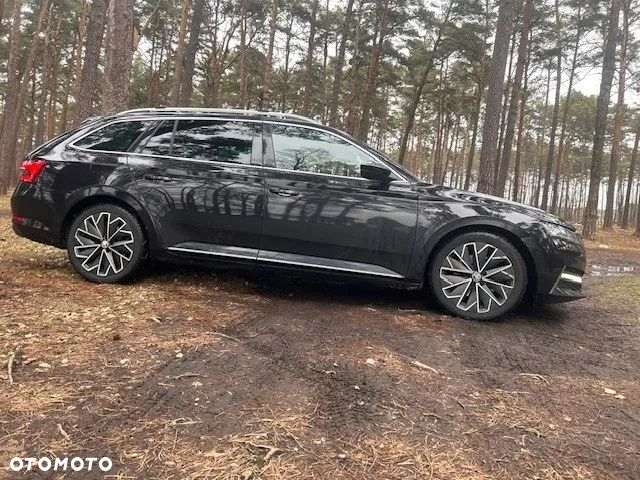 Skoda Superb 2.0 TDI SCR 4x4 L&K DSG - 12
