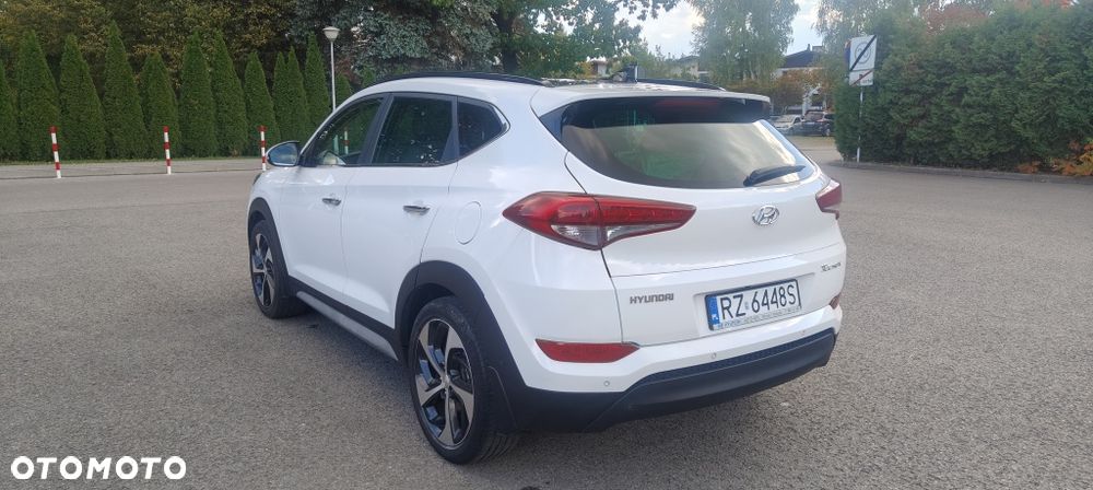 Hyundai Tucson - 4