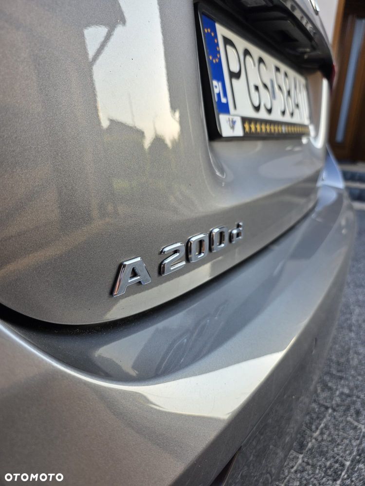 Mercedes-Benz Klasa A 200 d 4-Matic AMG Line 8G-DCT - 16
