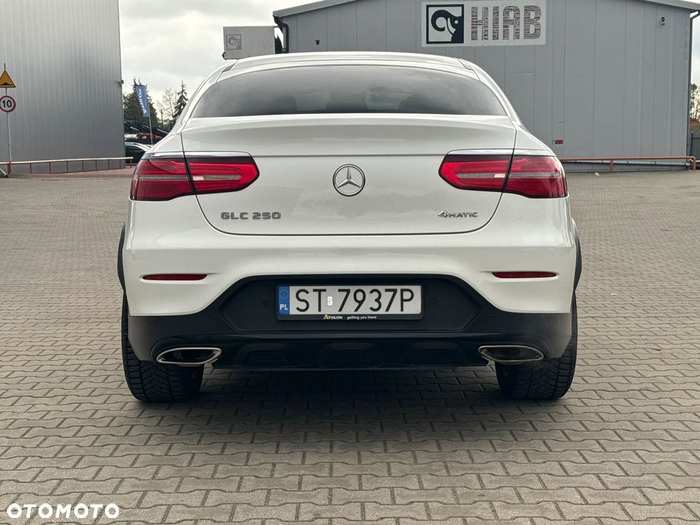 Mercedes-Benz GLC Coupe 250 4-Matic - 4