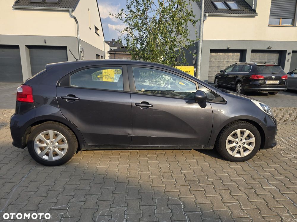 Kia Rio 1.2 M - 3