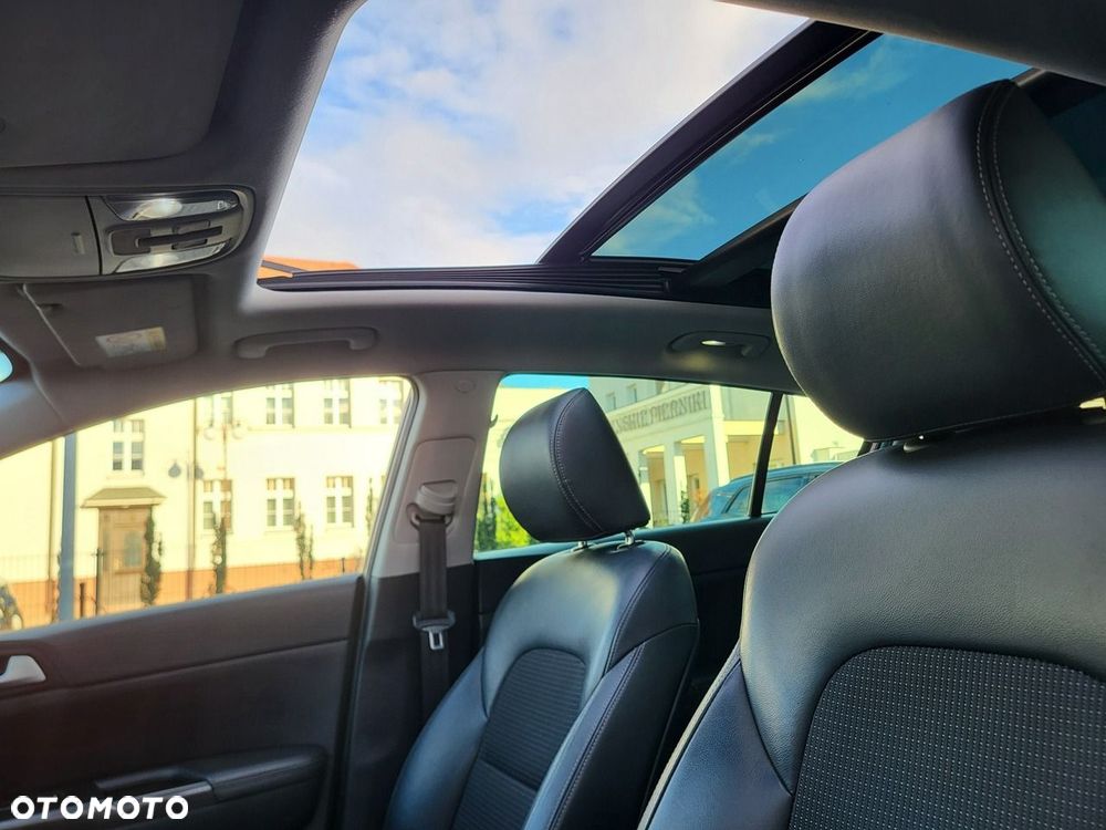 Kia Sportage - 16