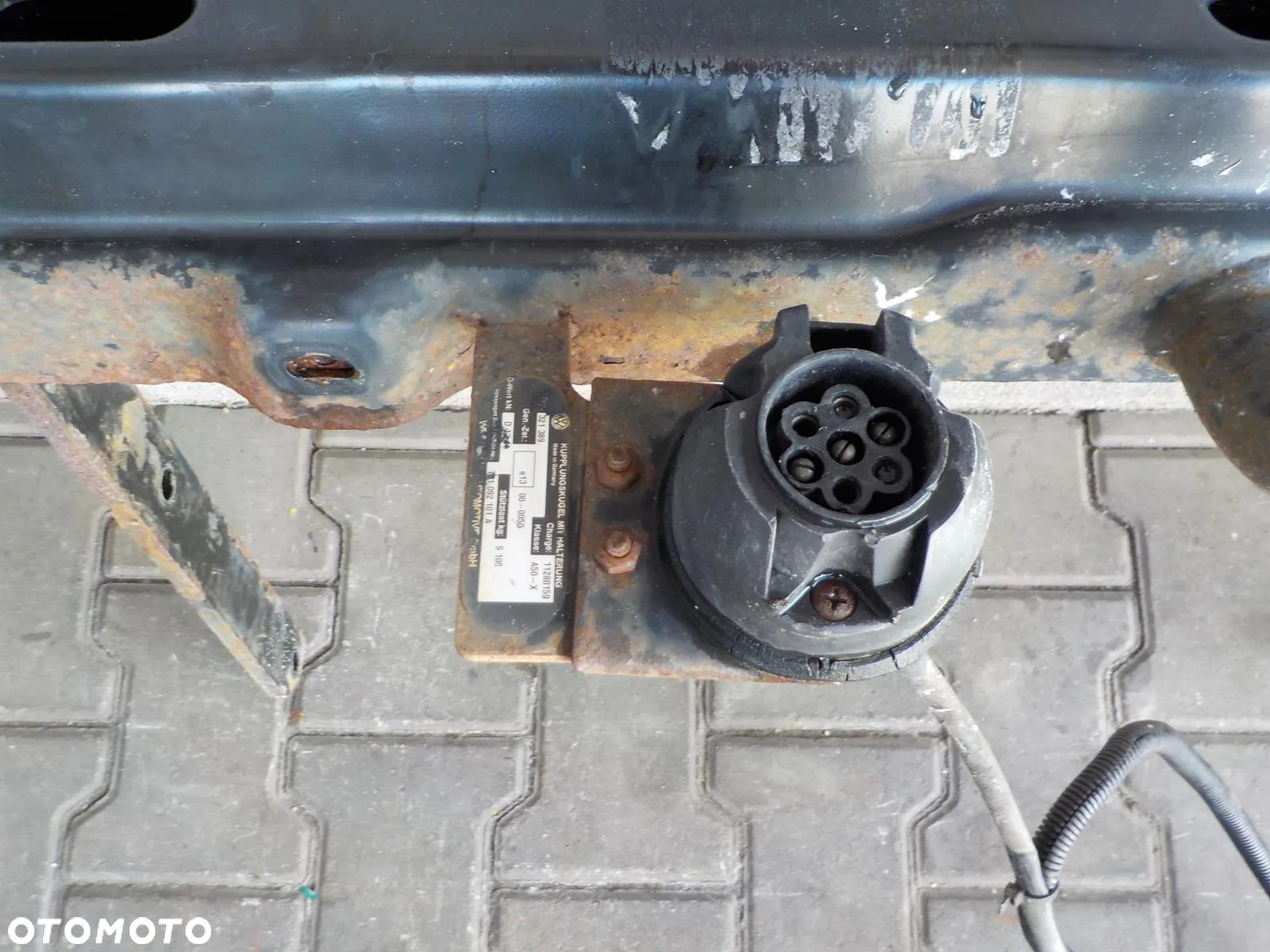 VW T4 HAK HOLOWNICZY Z BELKĄ ORYGINAŁ - 6