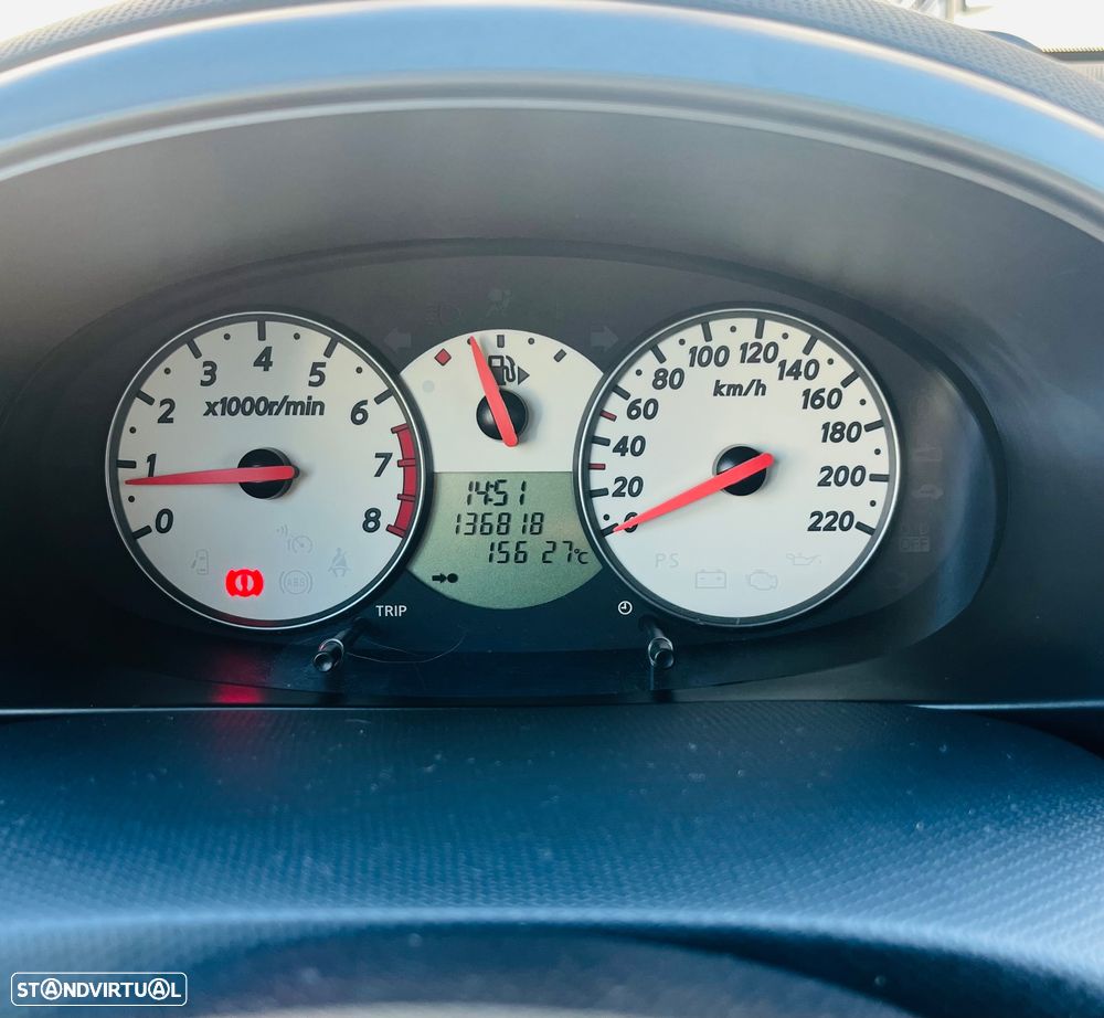 Nissan Micra 1.6 160SR - 32
