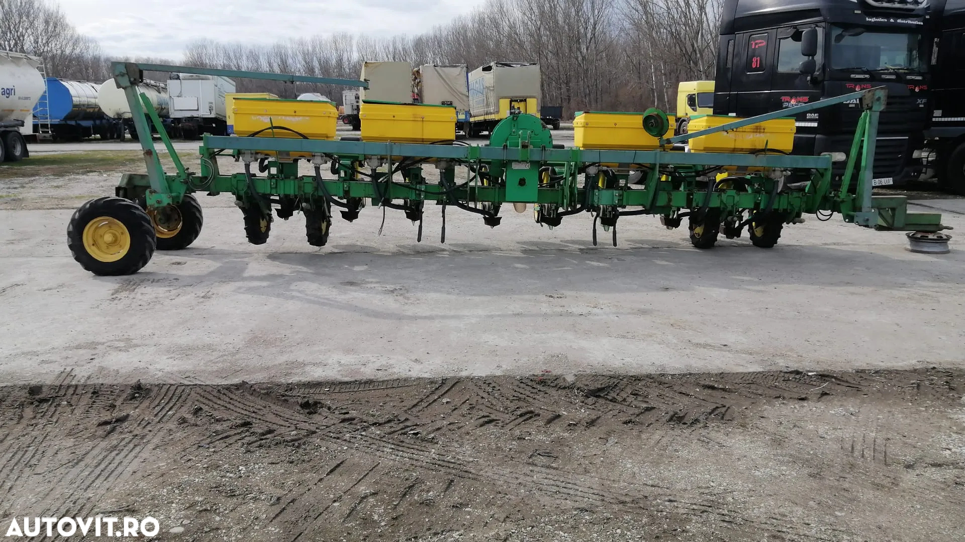 SFOGGIA Semanatoare prasitoare de precizie SFOGGIA GAMA PLUS 12 / 9m /12 randuri - 2
