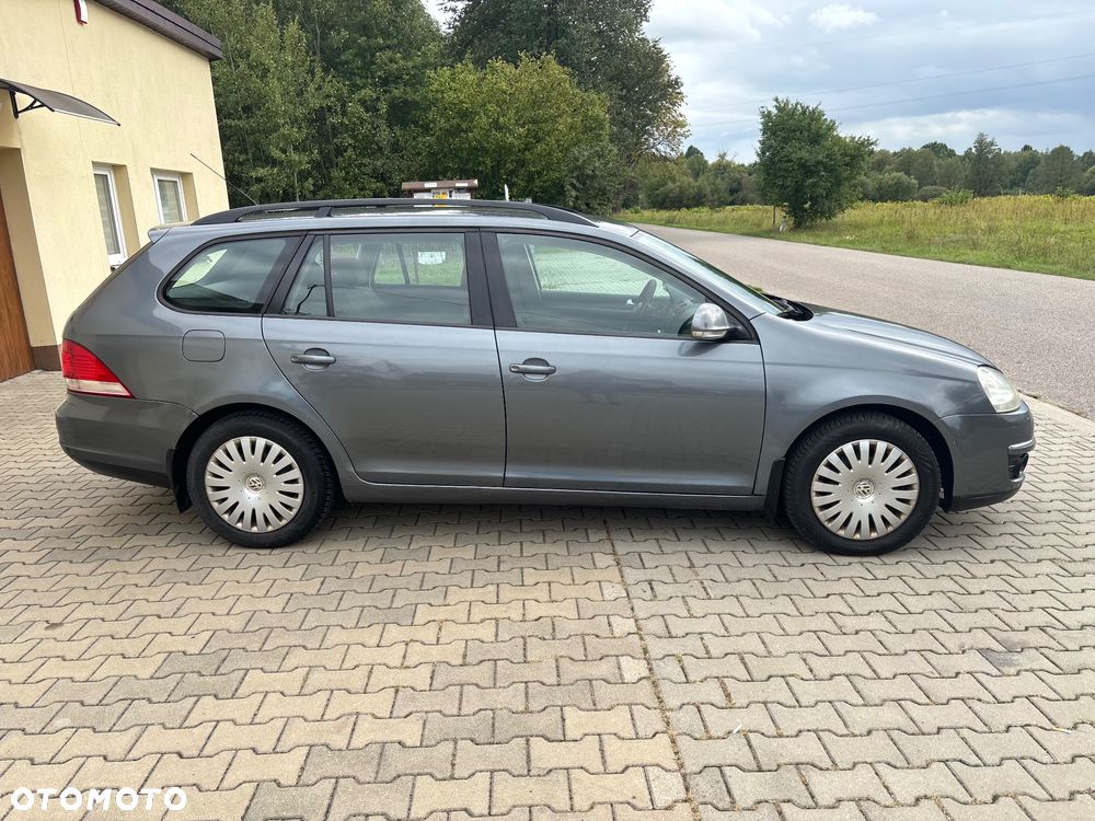 Volkswagen Golf - 3