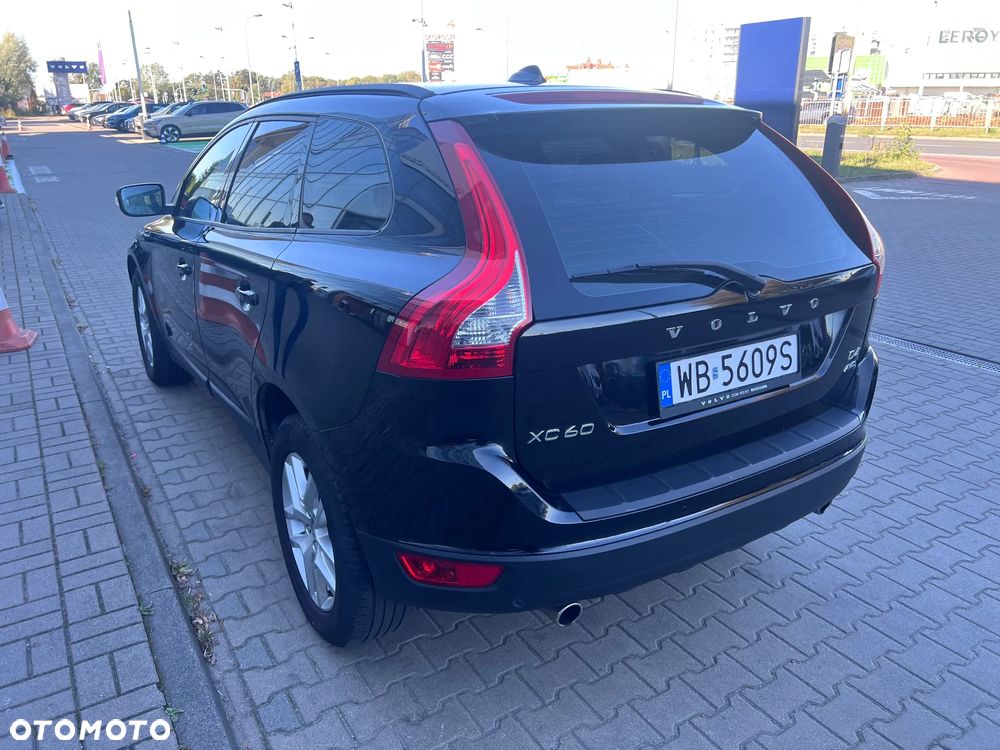 Volvo XC 60 D4 AWD Kinetic - 5