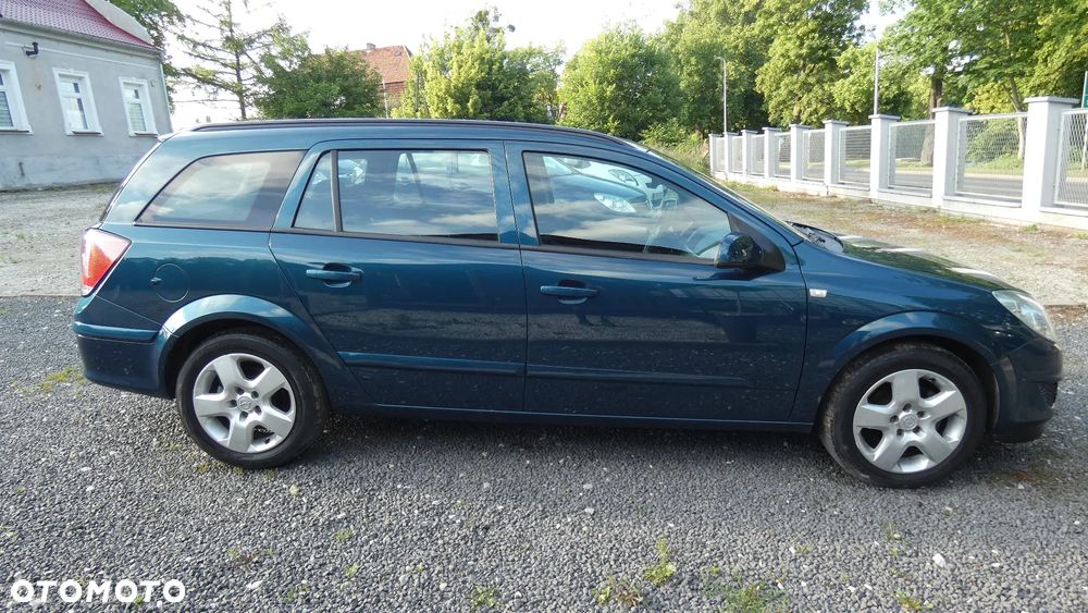 Opel Astra 1.6 Enjoy - 9