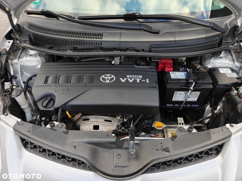 Toyota Urban Cruiser - 35
