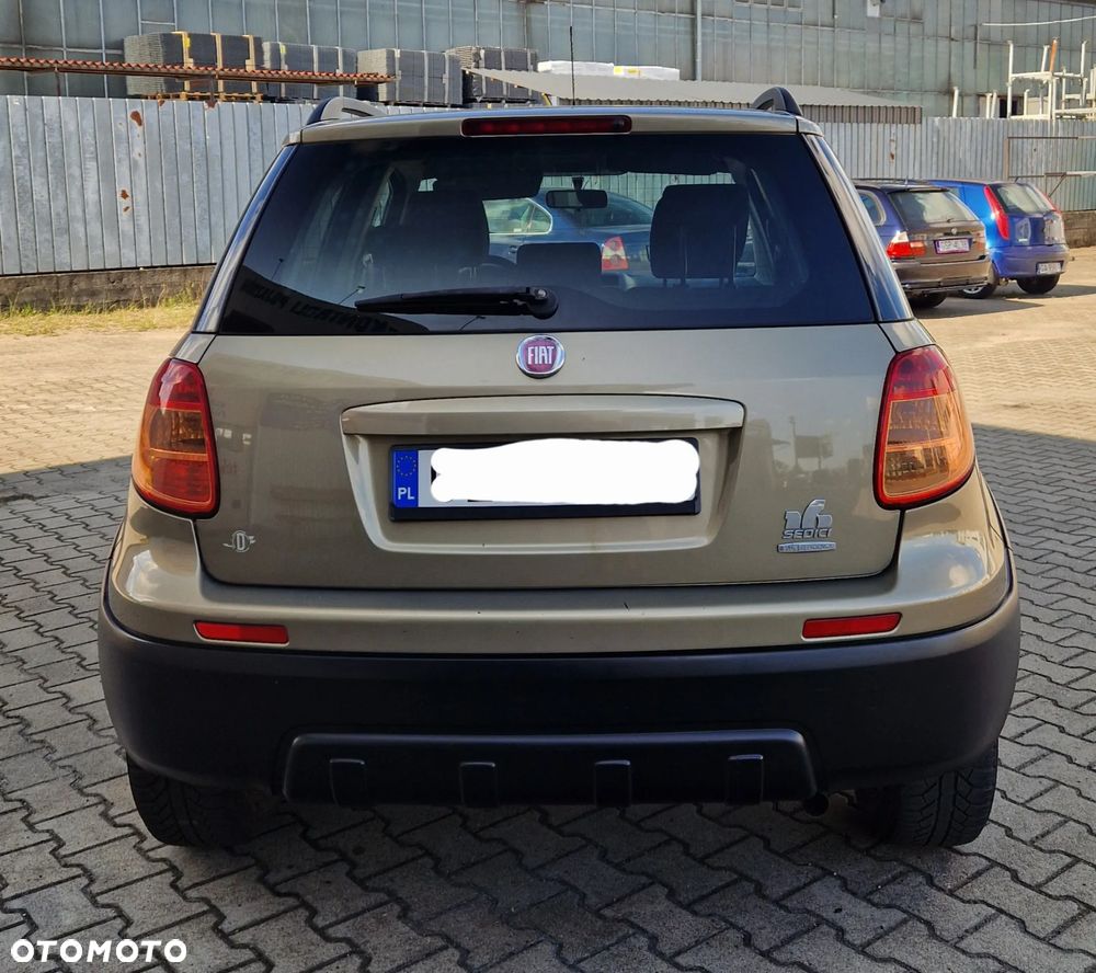 Fiat Sedici - 8