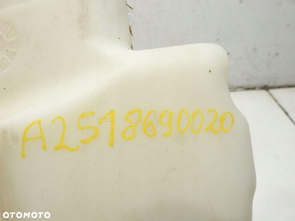 ZBIORNICZEK SPRYSKIWACZY MERCEDES R W251 A2518690020 - 6