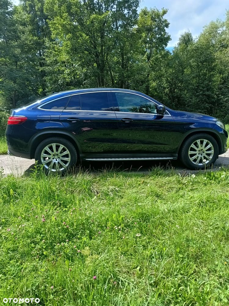 Mercedes-Benz GLE - 1