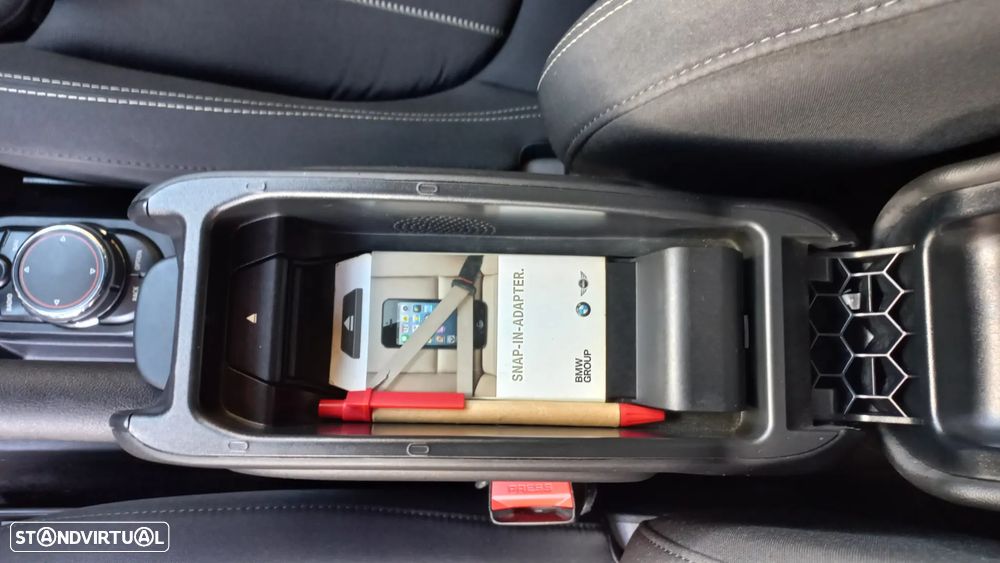 MINI 3 Portas Cooper S Sport Aut. - 16