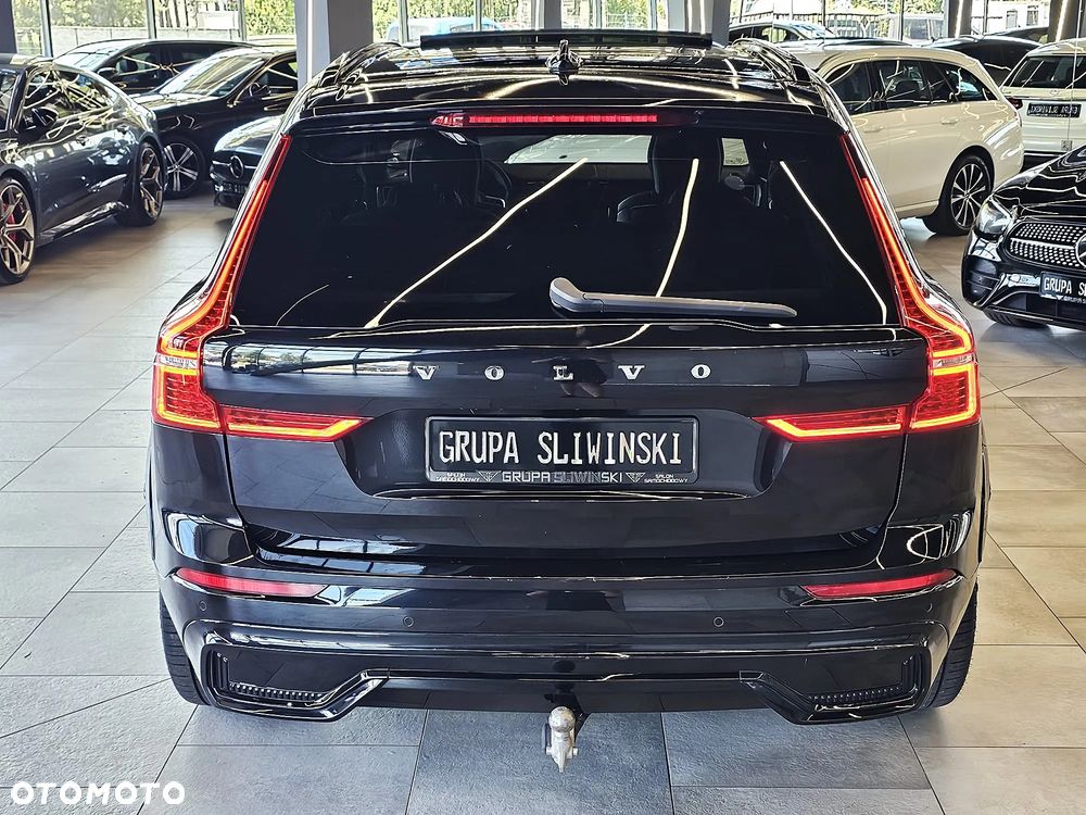 Volvo XC 60 T6 AWD Recharge Plus Black Edition - 7