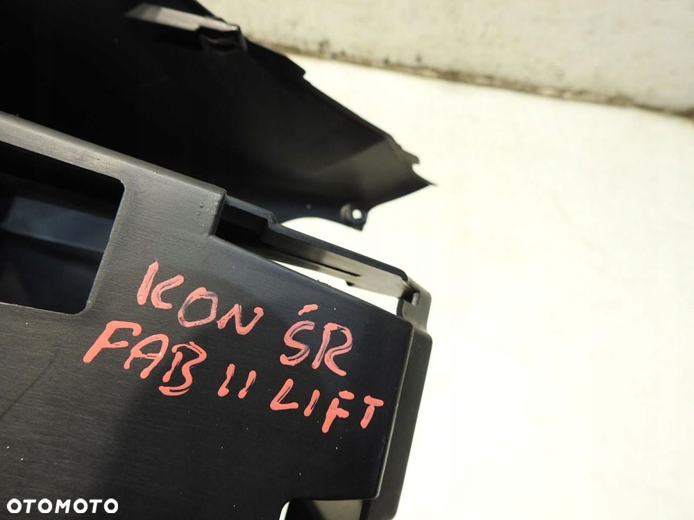 OBUDOWA KONSOLI RADIA SKODA FABIA II 5J1858089 - 2