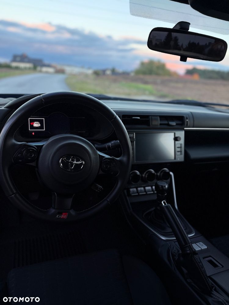 Toyota GR86 - 24