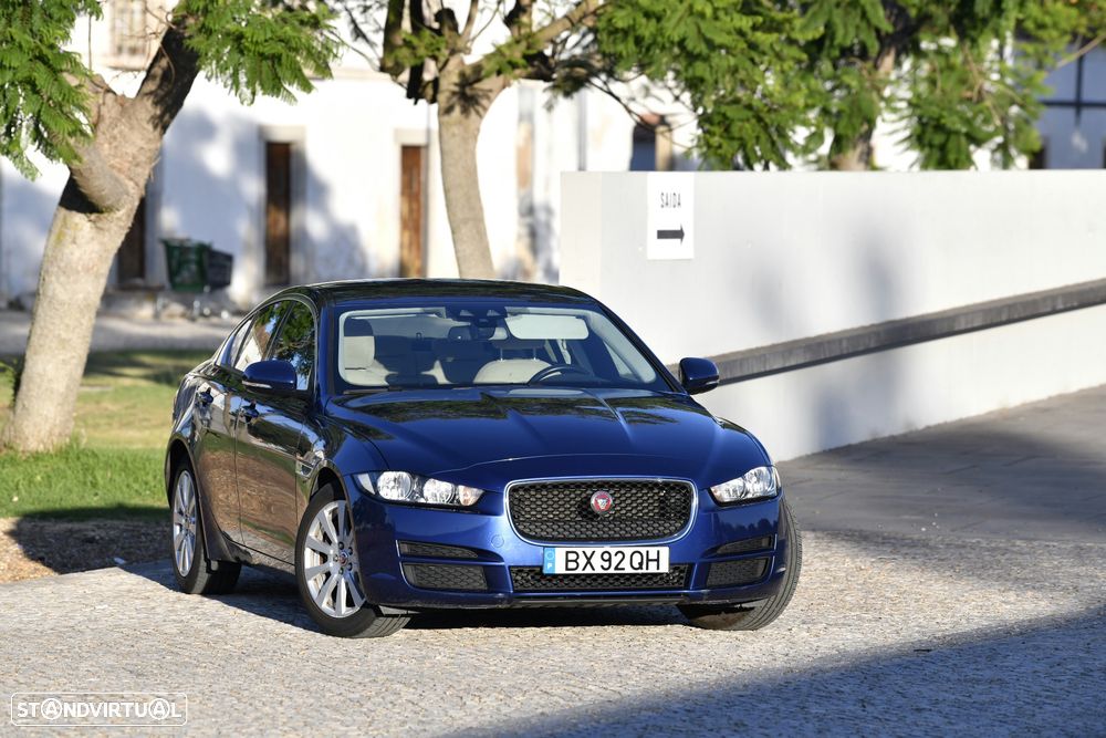 Jaguar XE 20d Aut. Portfolio - 2