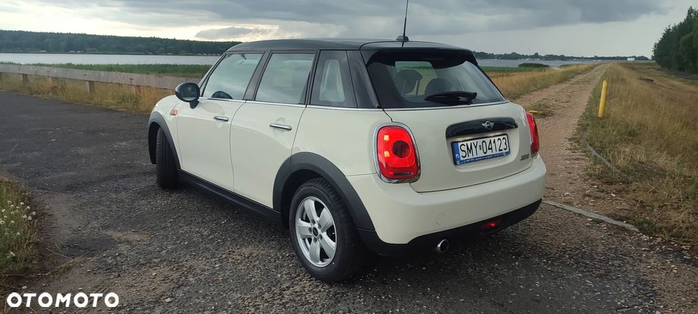 MINI Cooper Standard - 6