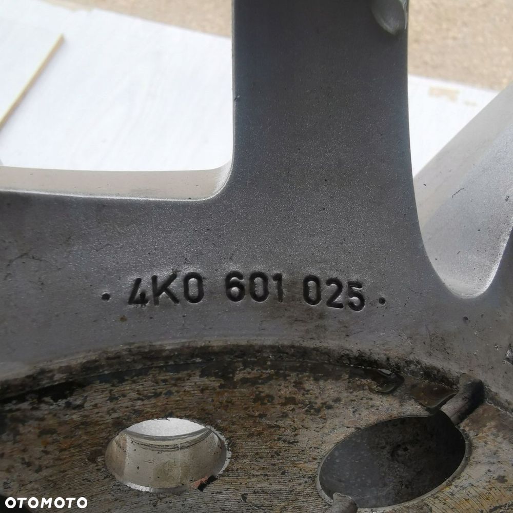 FELGA AUDI A6 C8 4K 7,5J 17 ET36 5x112 4K0601025 - 3