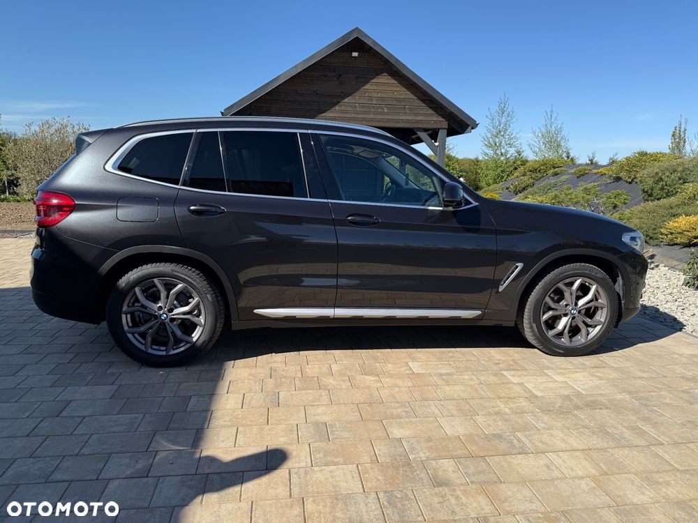 BMW X3 xDrive20d - 32