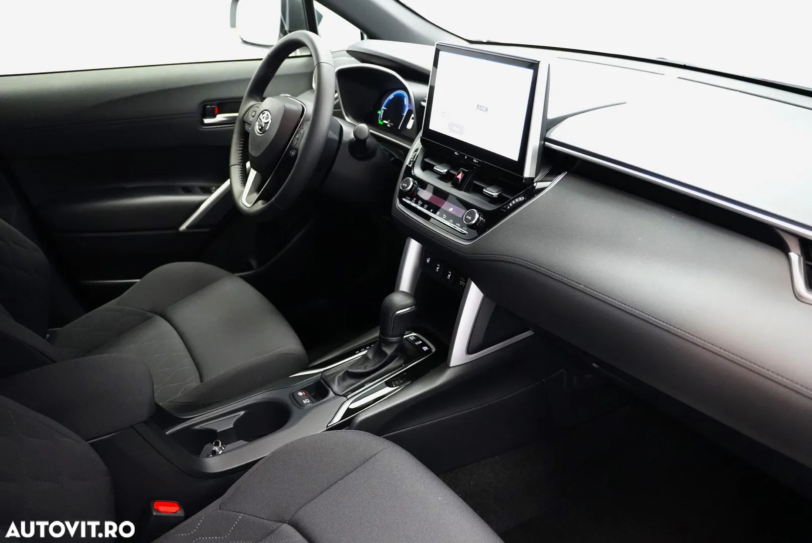 Toyota Corolla Cross - 10